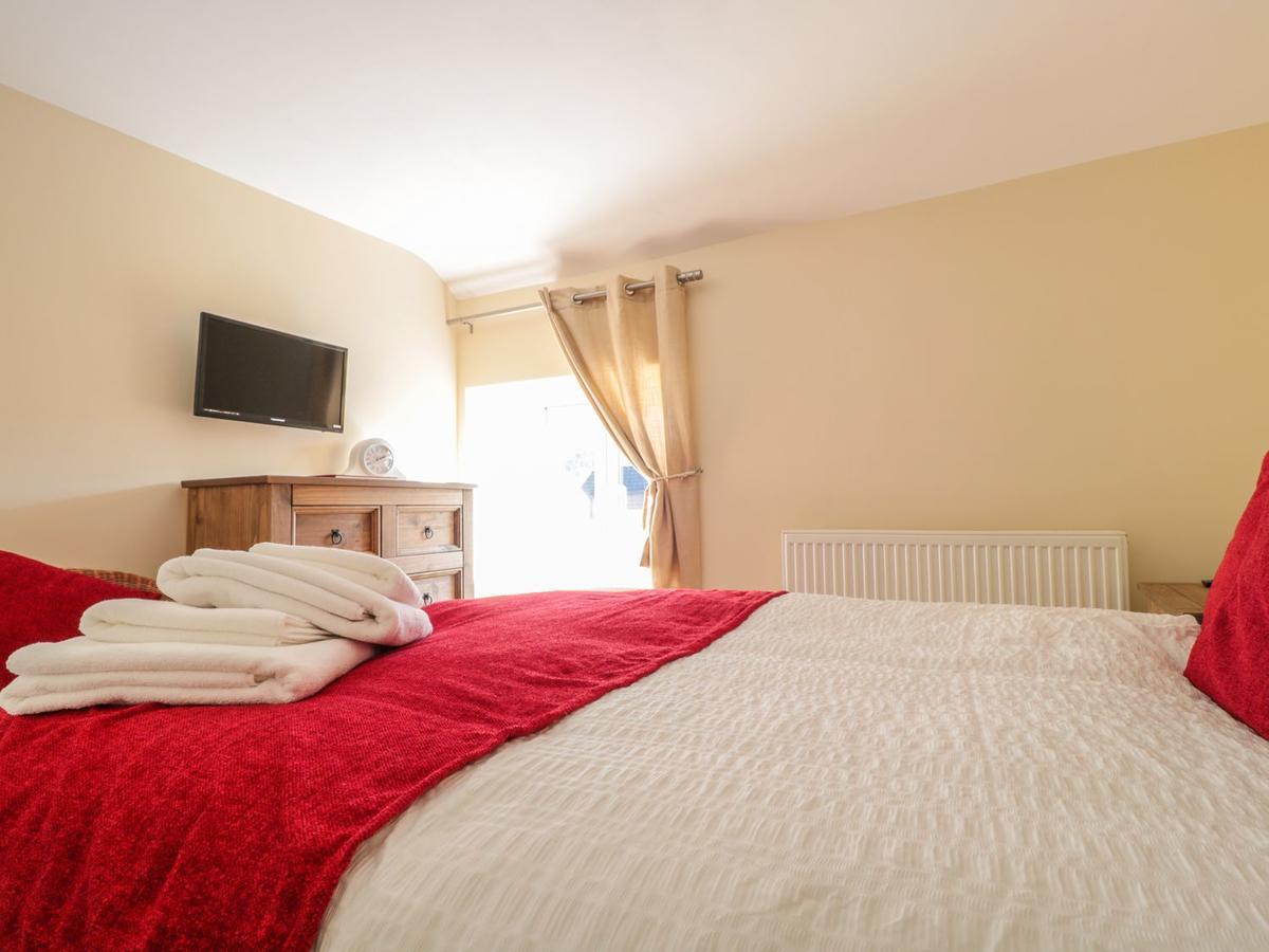 Brewery Lodge Lydney Bagian luar foto